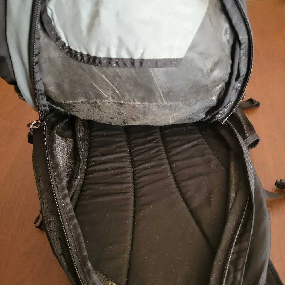 Vintage Eagle Creek Matrix Tungsten Backpack Black Gray Tech Travel Daypack Used